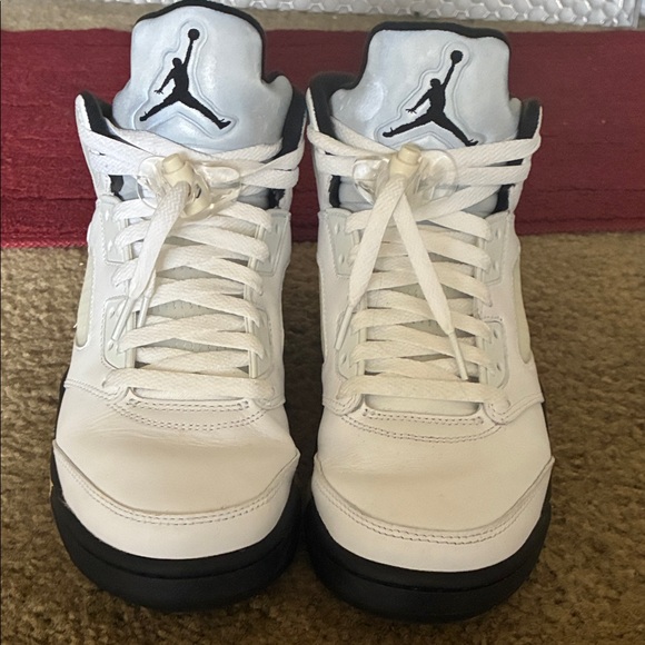 Jordan White and Black Sneakers - Picture 2 of 4
